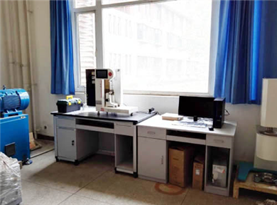 西南石油大學(xué)試京驗室-沖擊試驗機